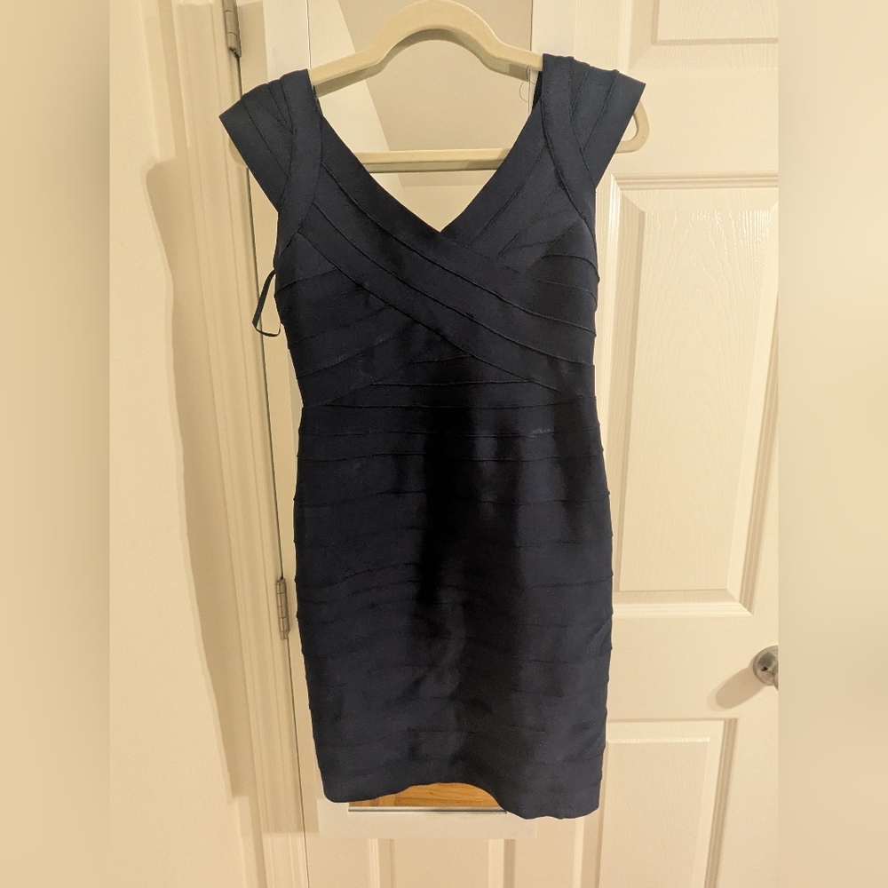 Aqua Brand Navy V-Neck Bandage Midi Dress